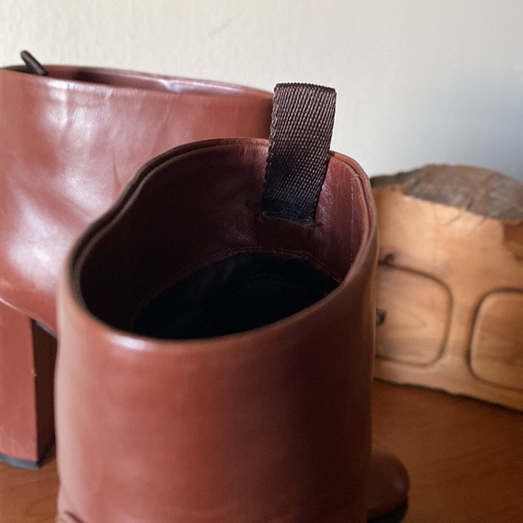 Prada Block Heel Donna Boots - Picture 6 of 10